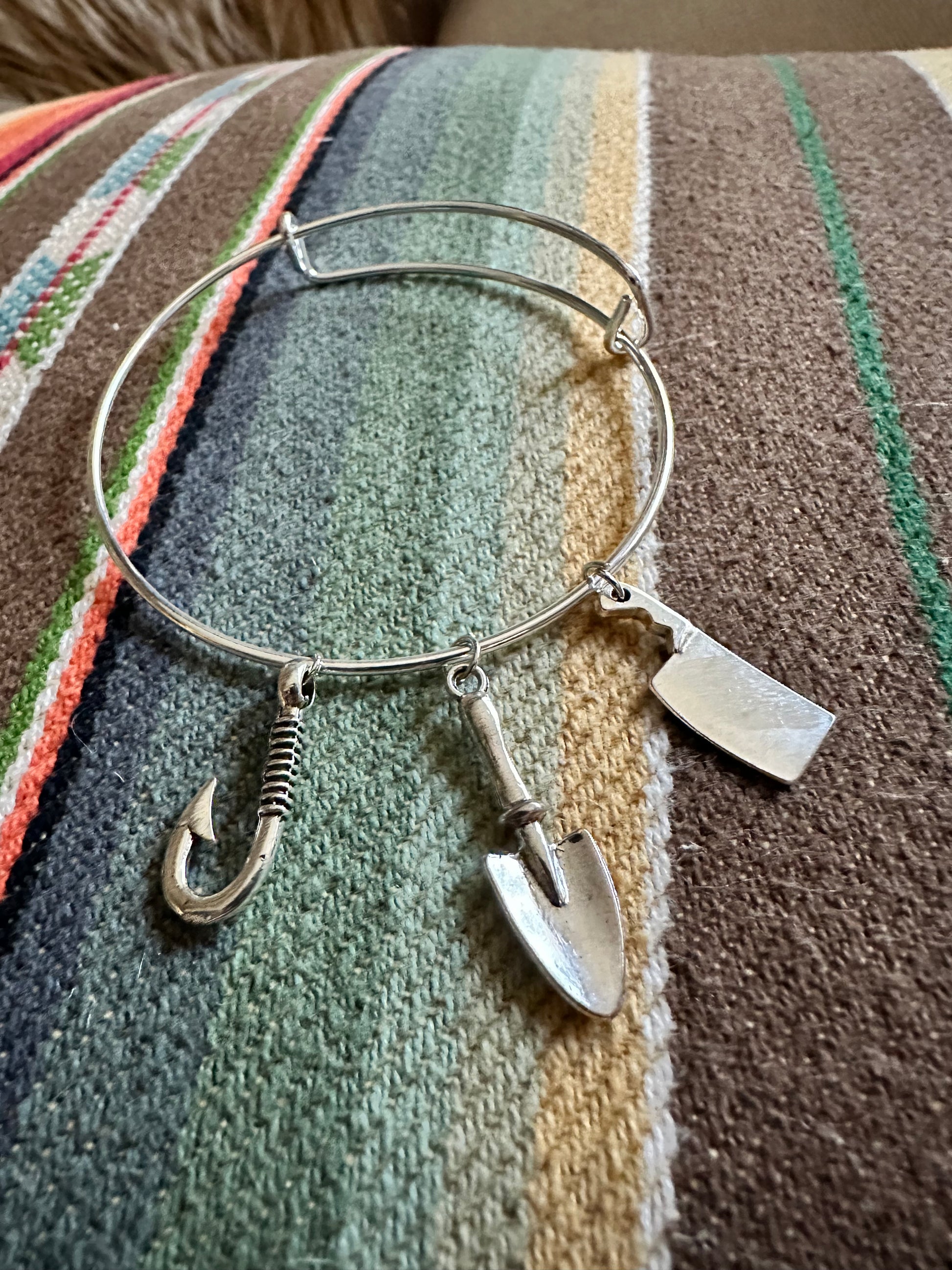 Hook me up bracelet