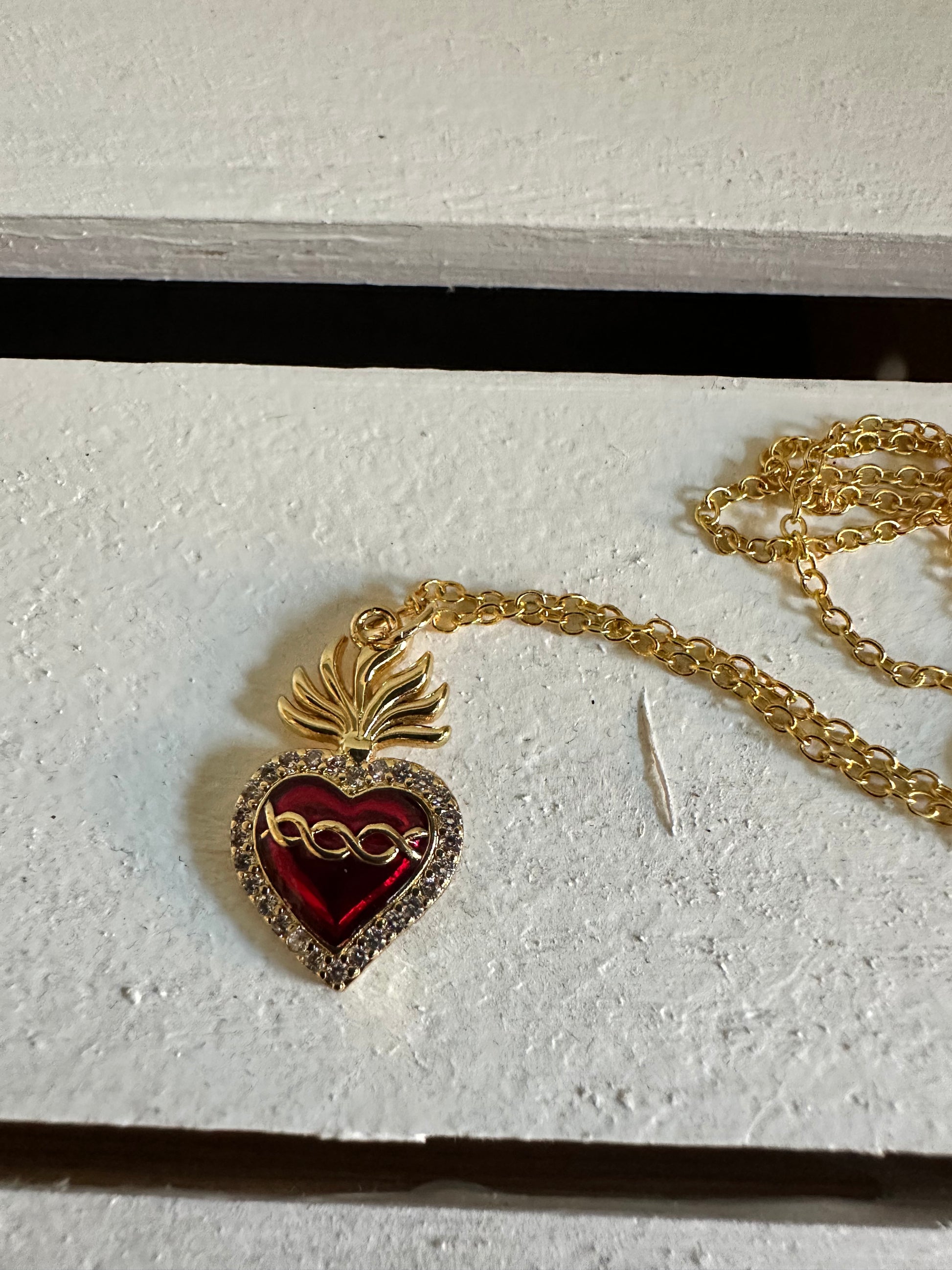 Sacred heart coroa