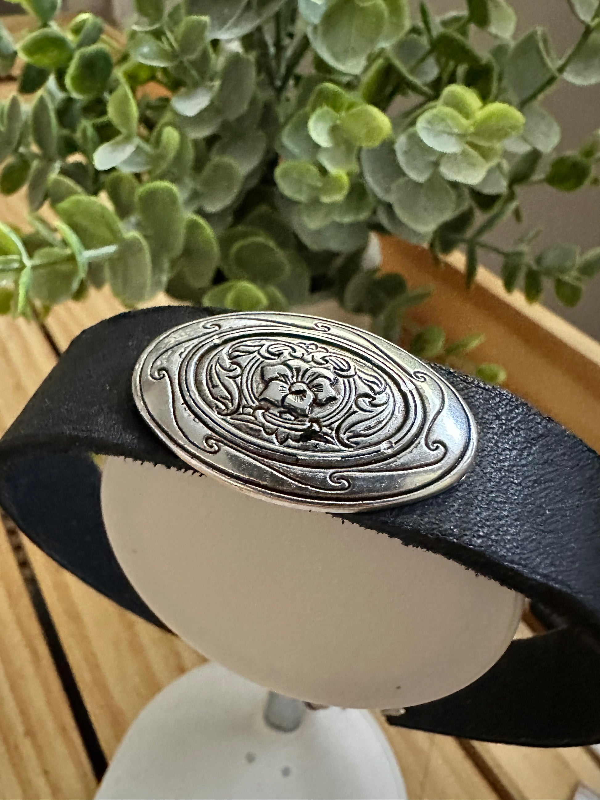 Leather choker #2