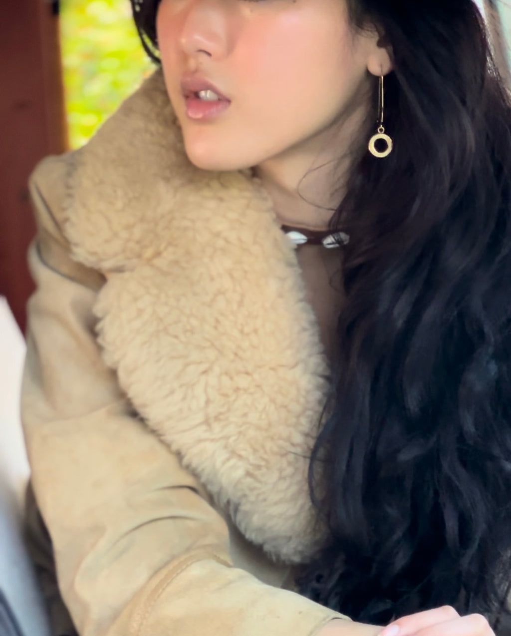 Circle gold earrings