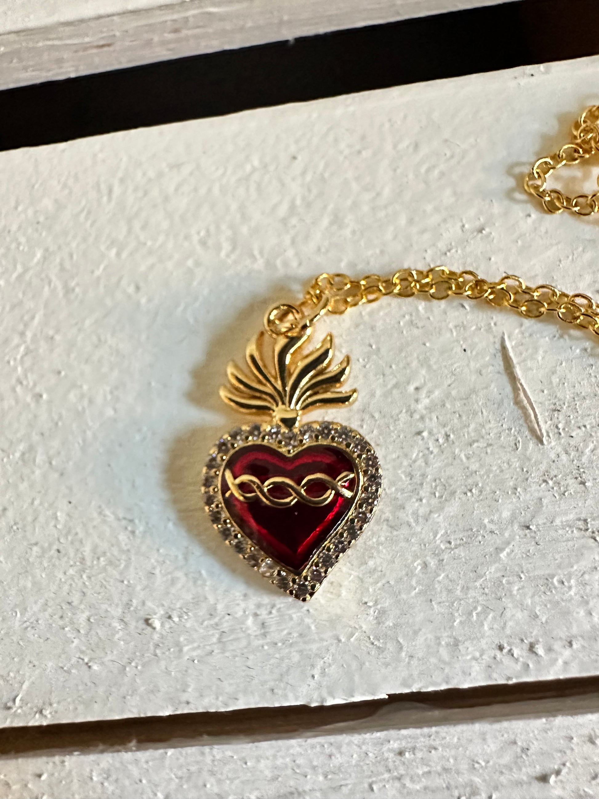 Sacred heart coroa