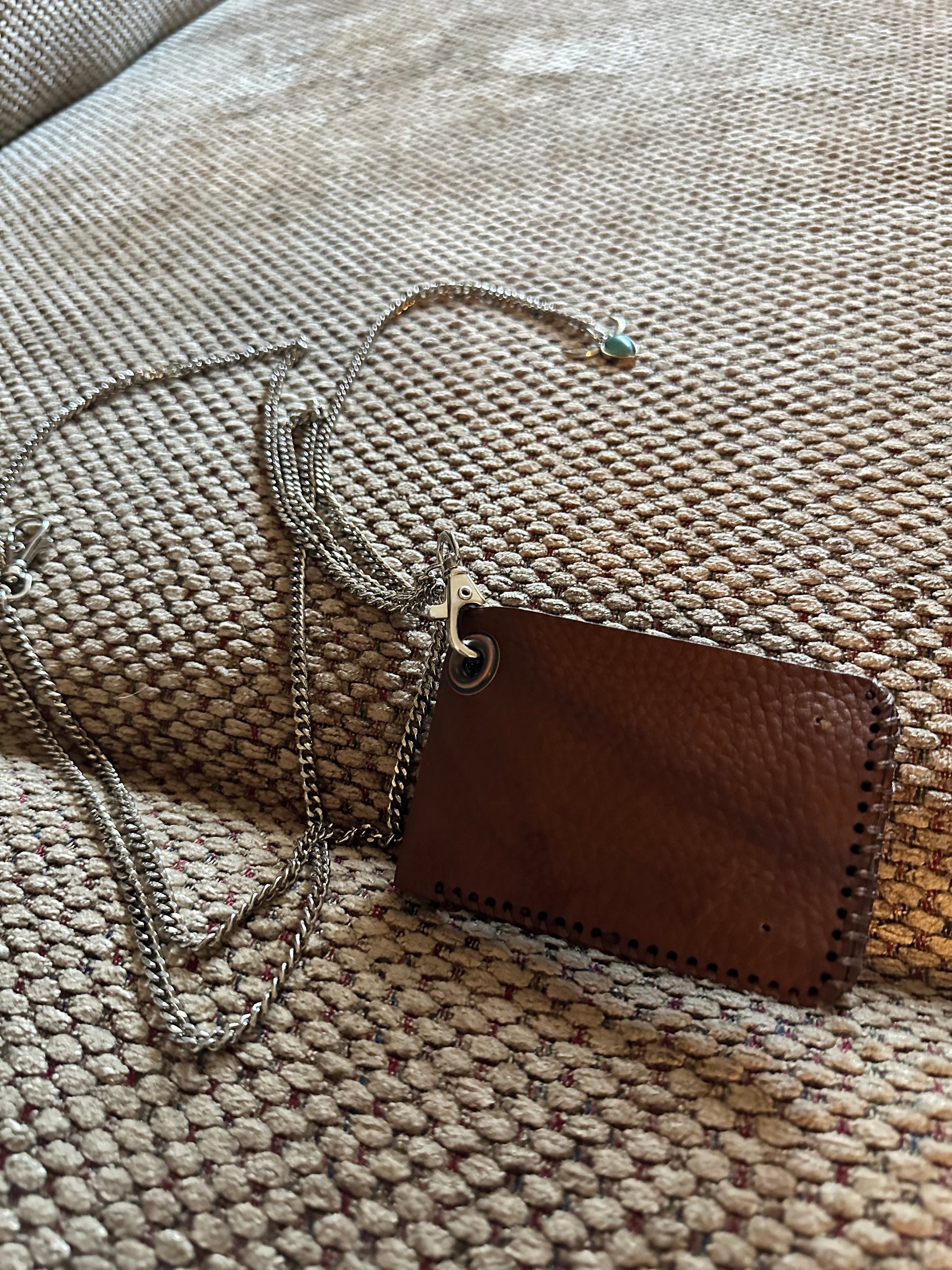 Chain wallet dark brown