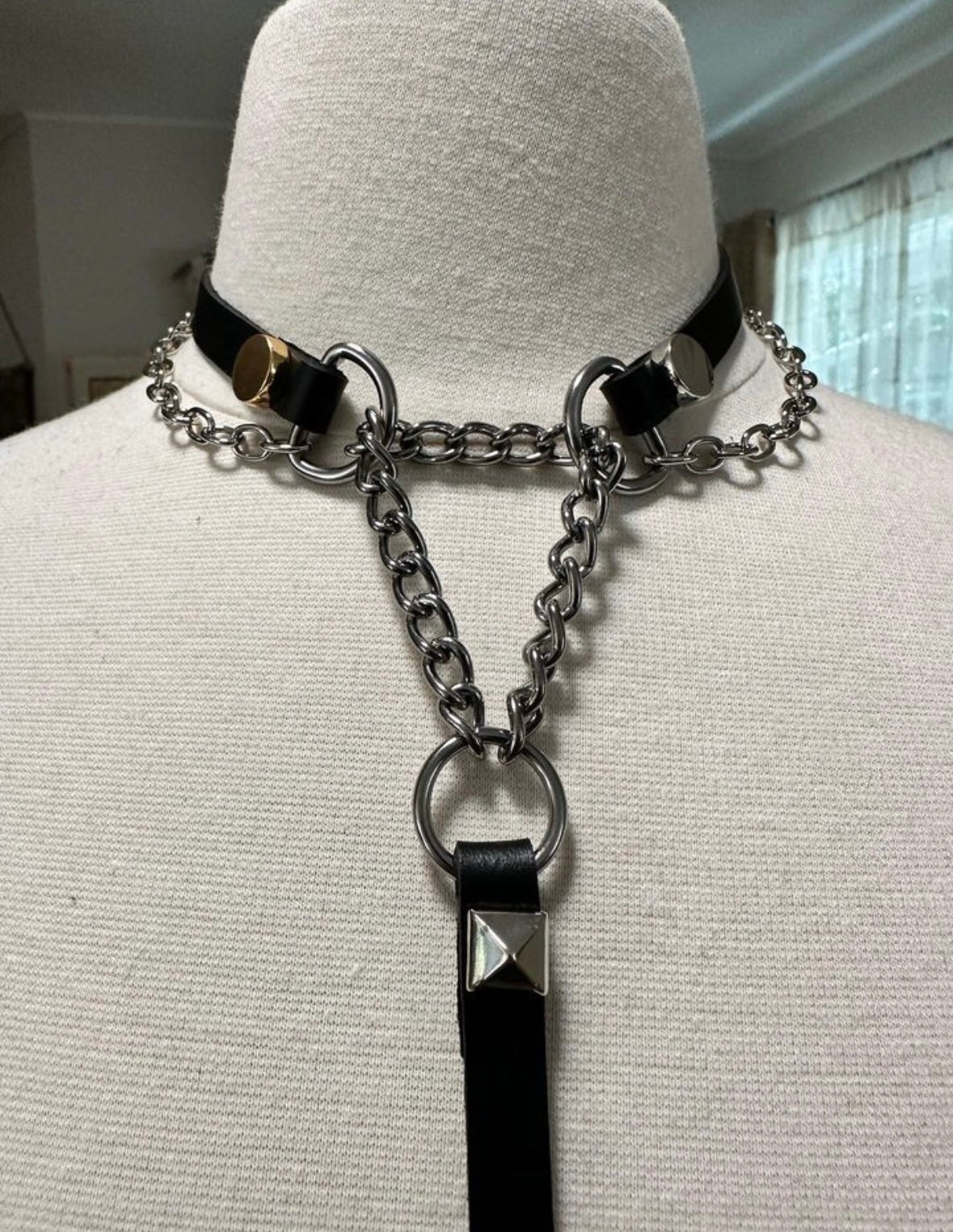 Krista choker belt