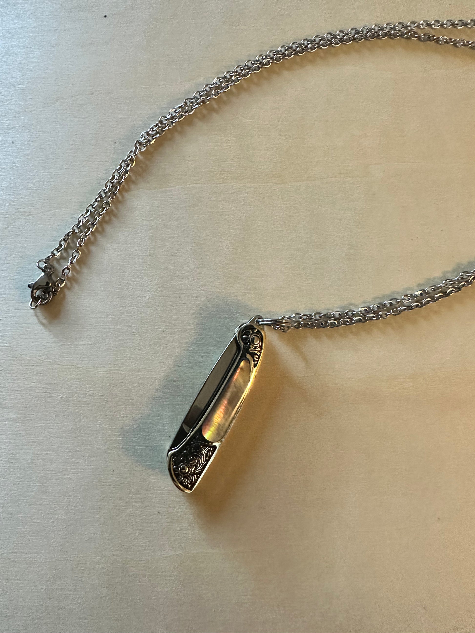 Cutty necklace