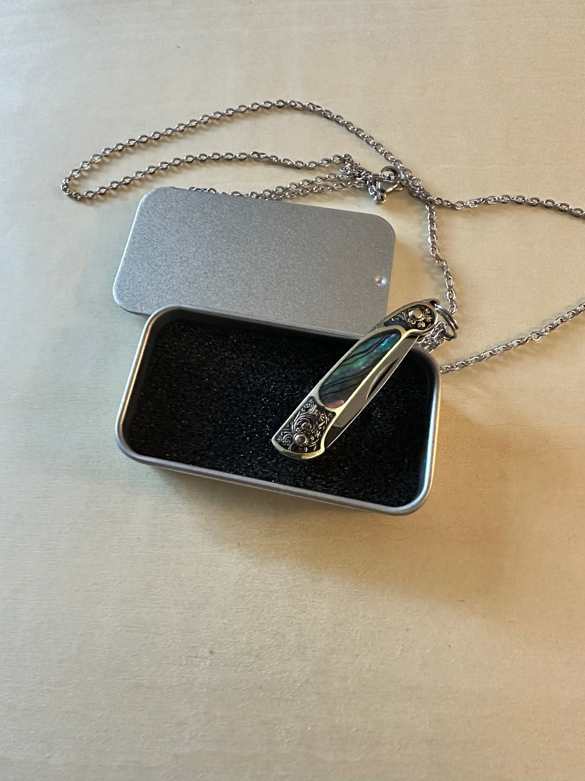 Cutty turquoise necklace