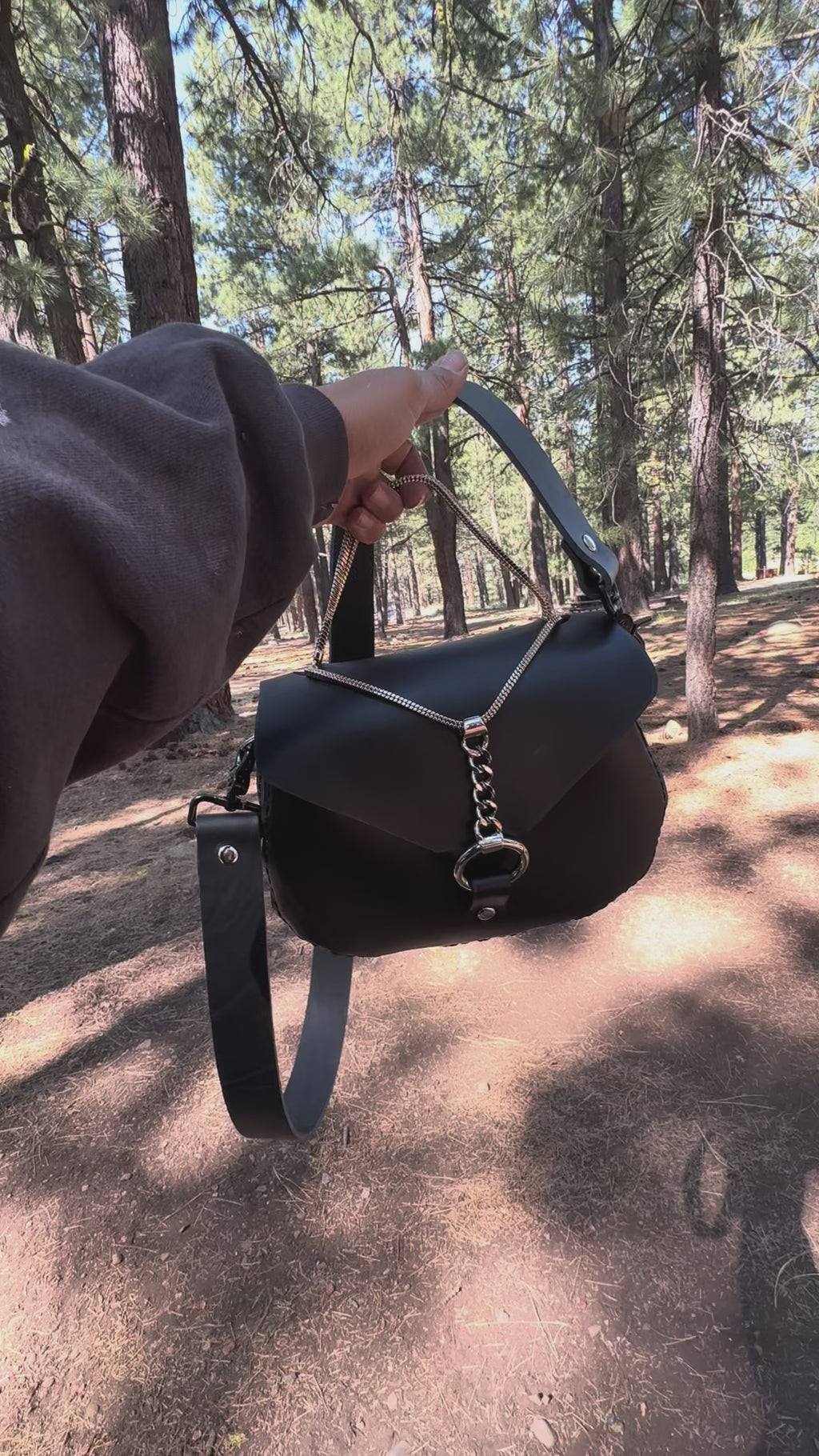 Ace chain bag