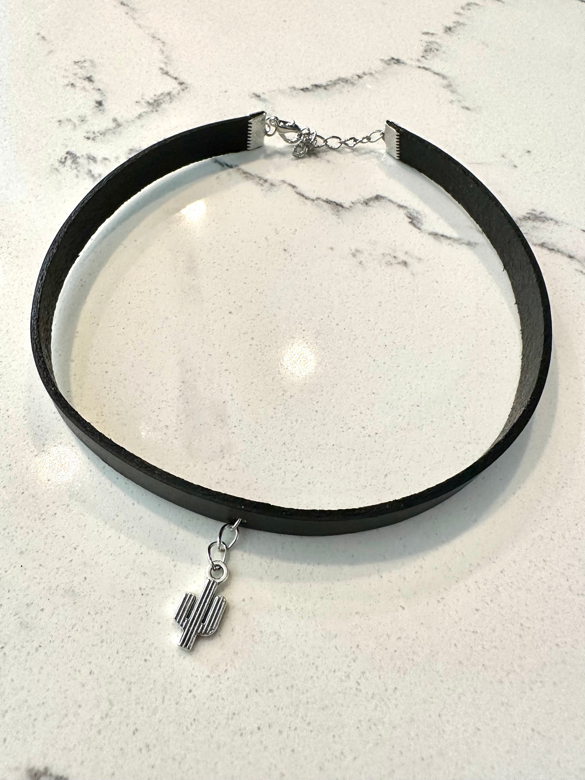 Western choker - cactus